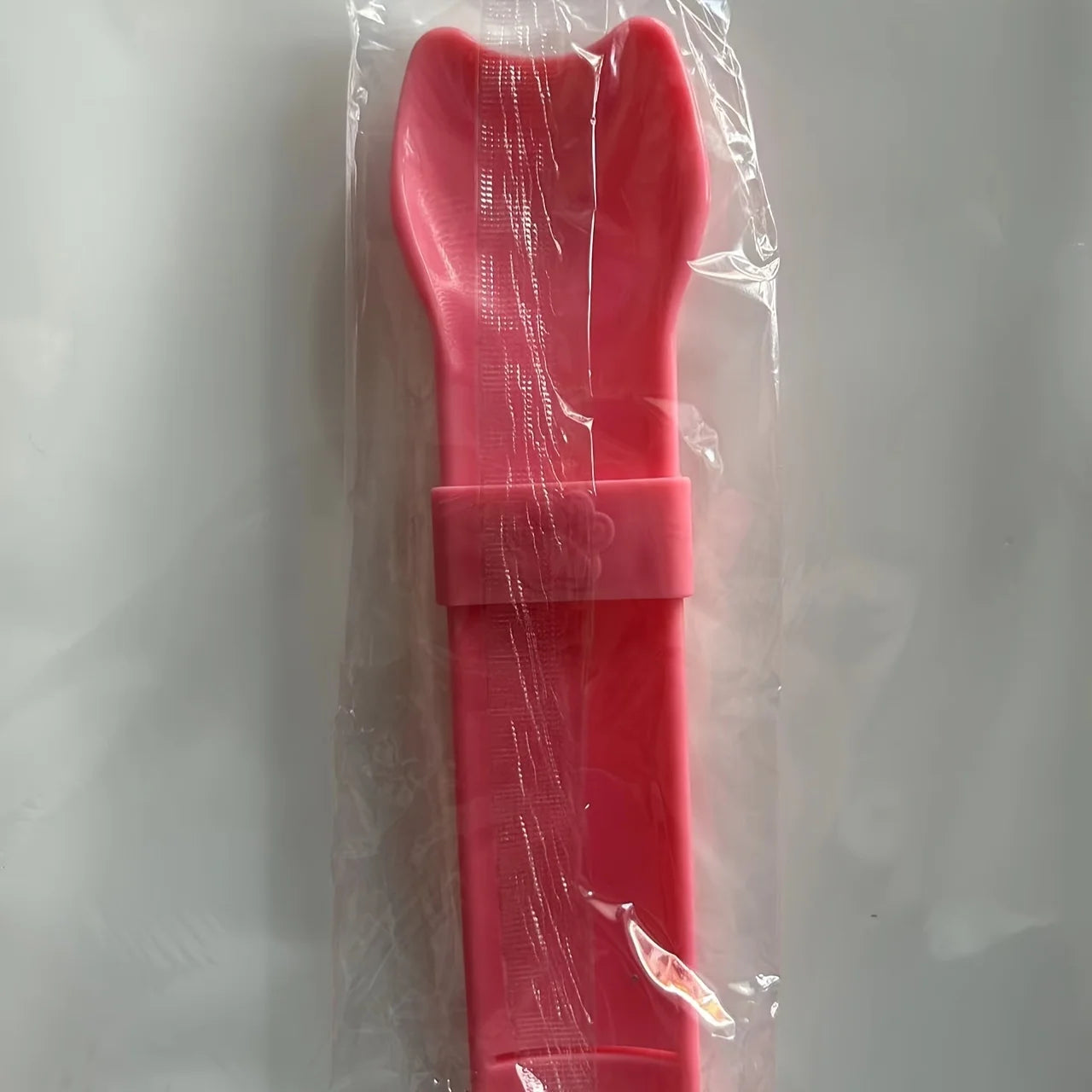 Cat Treat Squeeze Feeder