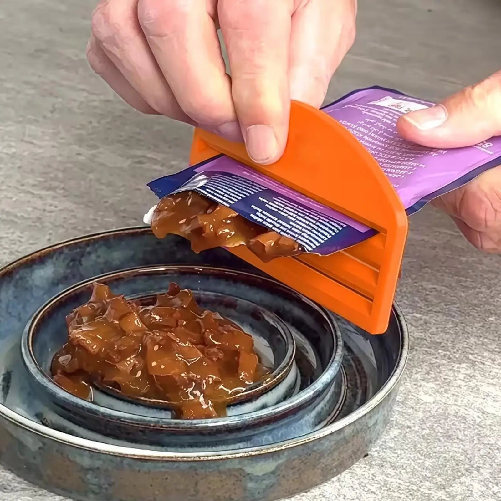 Cat Treat Pouch Squeezer