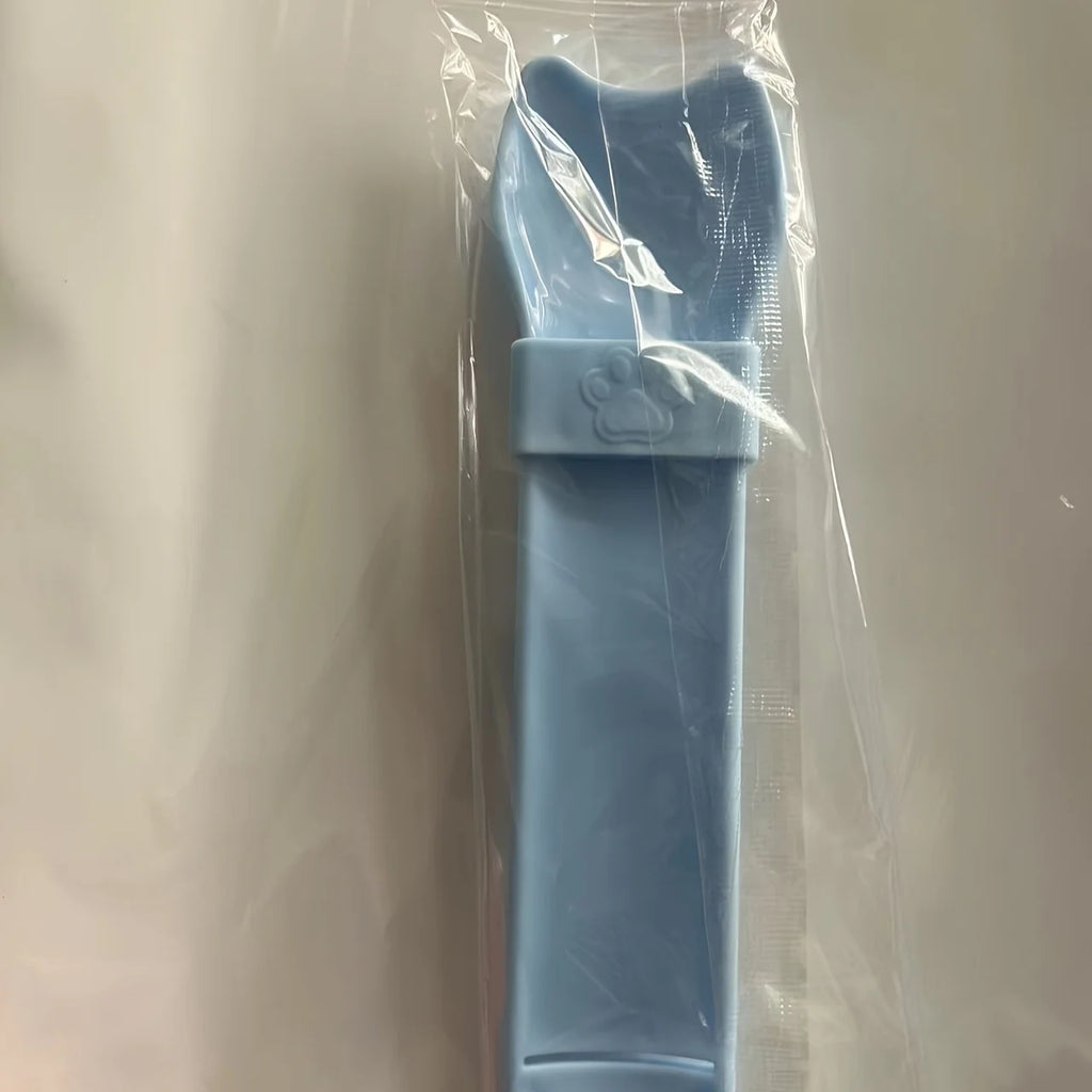Cat Treat Squeeze Feeder