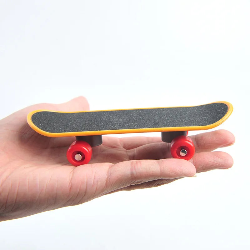 Parrot Skateboard Training Toy